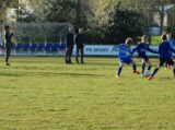 FC De Westhoek '20 JO11-2 - S.K.N.W.K. JO11-1 (competitie) seizoen 2022-2023 (voorjaar - 4e fase)) (35/55)